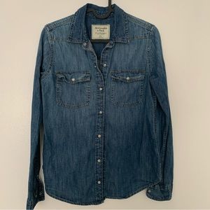 Abercrombie & Fitch- Denim shirt